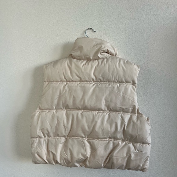 Vero Moda Light Beige Puffer Vest - Picture 4 of 4